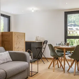 https://appartement-louta-212.hotels-rhonealpes.com