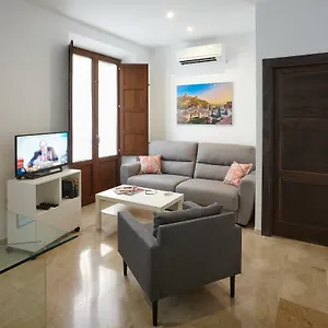 https://apartamento-el-duque.es-andalucia.com