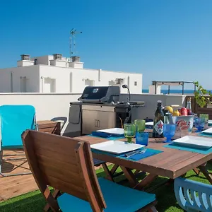 New With Big Terrace 10 Min Walk To Beach Supermarkets , Calafell Spain